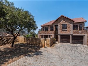 4 Bed Townhouse in Meyersdal