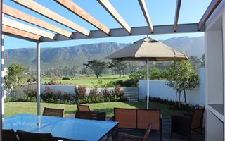 2 Bedroom Townhouse in Fernkloof