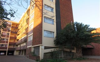 1 Bedroom Apartment in Westdene