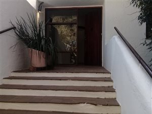 2 Bed House in Westdene