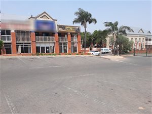 190 m² Commercial space in Lynnwood Ridge