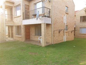 2 Bed Townhouse in Grobler Park