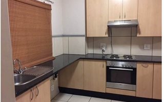 2 Bedroom Townhouse in Melrose