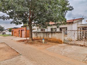 3 Bed House in Lenasia