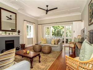 4 Bed House in Morningside