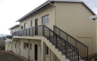 3 Bedroom Apartment in Clare Estate