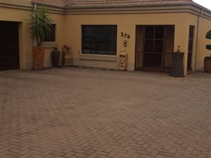 3 Bed House in Annlin