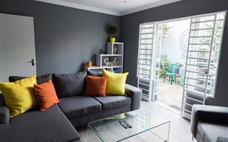 2 Bedroom Garden Cottage in Sydenham