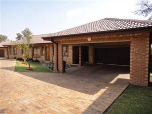 3 Bed Townhouse in Aviary Hill