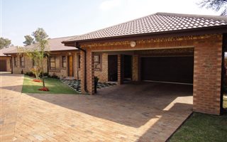 3 Bedroom Townhouse in Aviary Hill