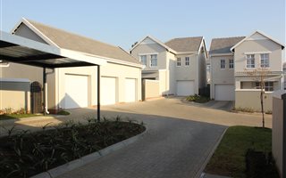 3 Bedroom Duplex in Fourways