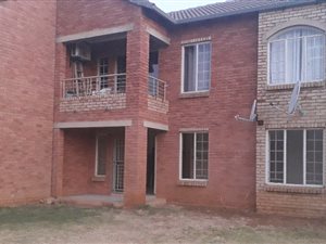 2 Bed Townhouse in Equestria