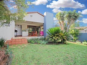 2 Bed House in Johannesburg North