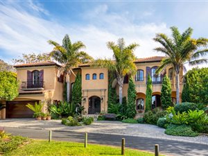 6 Bed House in Silvertree Estate