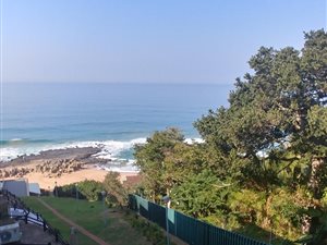 3 Bed Apartment in Umdloti Beach
