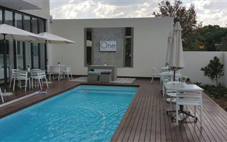2 Bedroom Apartment in Hyde Park