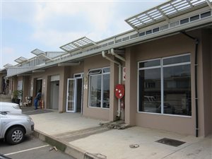 155 m² Industrial space in Mkondeni
