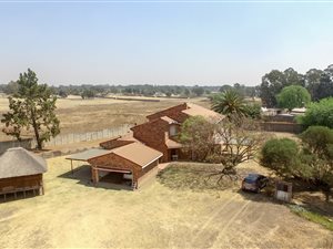2 ha Farm in Benoni AH