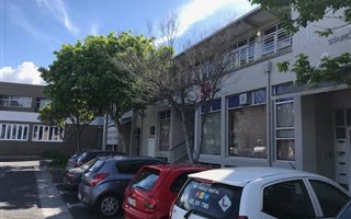 220 m² Commercial space in Plumstead