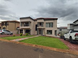 5 Bed House in Amandasig