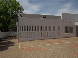4 Bedroom House in Malanshof