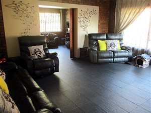 4 Bed House in Suideroord