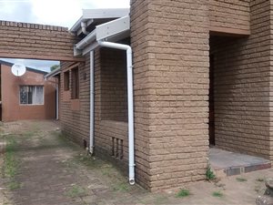 4 Bedroom House in Sparks Estate