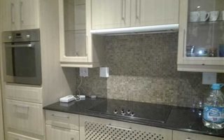 3 Bedroom Apartment in Newtown