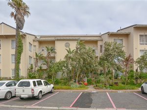 1 Bed Apartment in Lagoon Beach