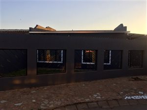 2 Bed House in Eldorado Park