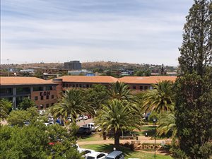 758 m² Commercial space in Bedfordview