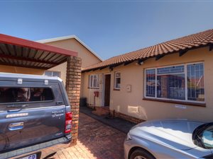 2 Bed House in Pomona