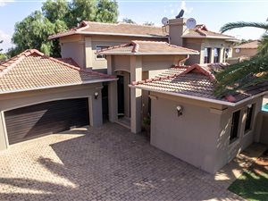 5 Bed Simplex in Beyers Park