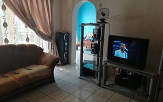 3 Bedroom House in Dersley