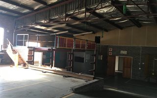 Commercial space in Evander