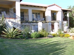 6 Bed House in Poortjies