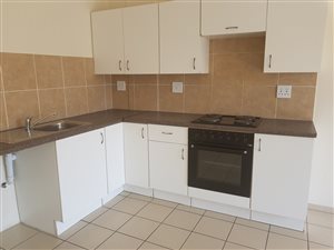 2 Bed Apartment in Krugersdorp Central