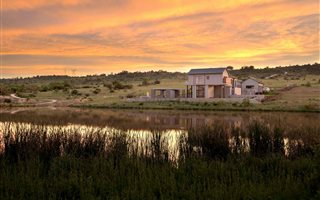 975 m² Land available in The Hills