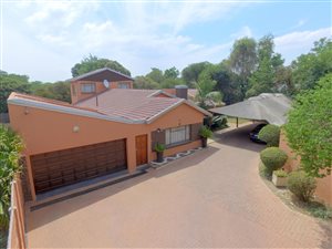4 Bed House in Edenglen