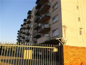 2 Bed Apartment in Weavind Park