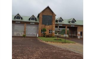 990 m² Land available in Wigwam