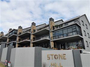 2 Bed Apartment in Mossel Bay Central