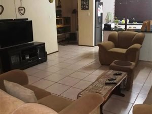 3 Bed Townhouse in Empangeni