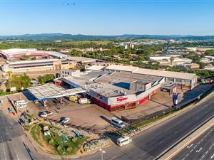 298 m² Industrial space in West Acres