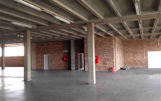 904 m² Industrial space in Wynberg