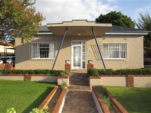 4 Bed House in Haddon