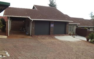 3 Bedroom House in Florida Hills