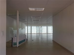 165 m² Commercial space in Zwartkop