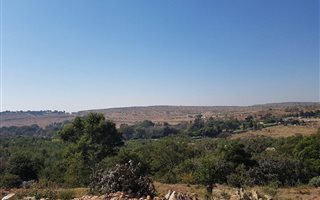 703 m² Land available in Chancliff