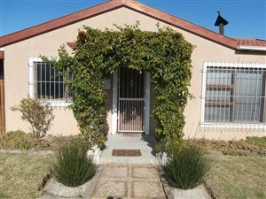 3 Bed House in Zeekoevlei
